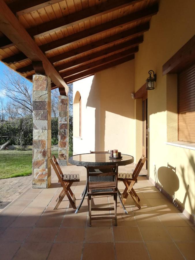 La Cuquina Villa Villaturiel Exterior photo