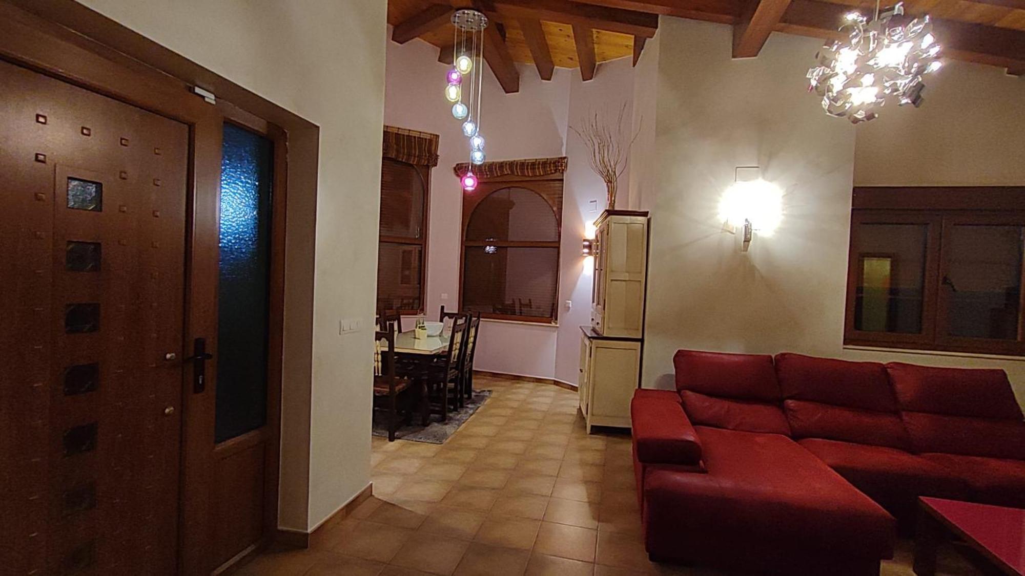 La Cuquina Villa Villaturiel Exterior photo